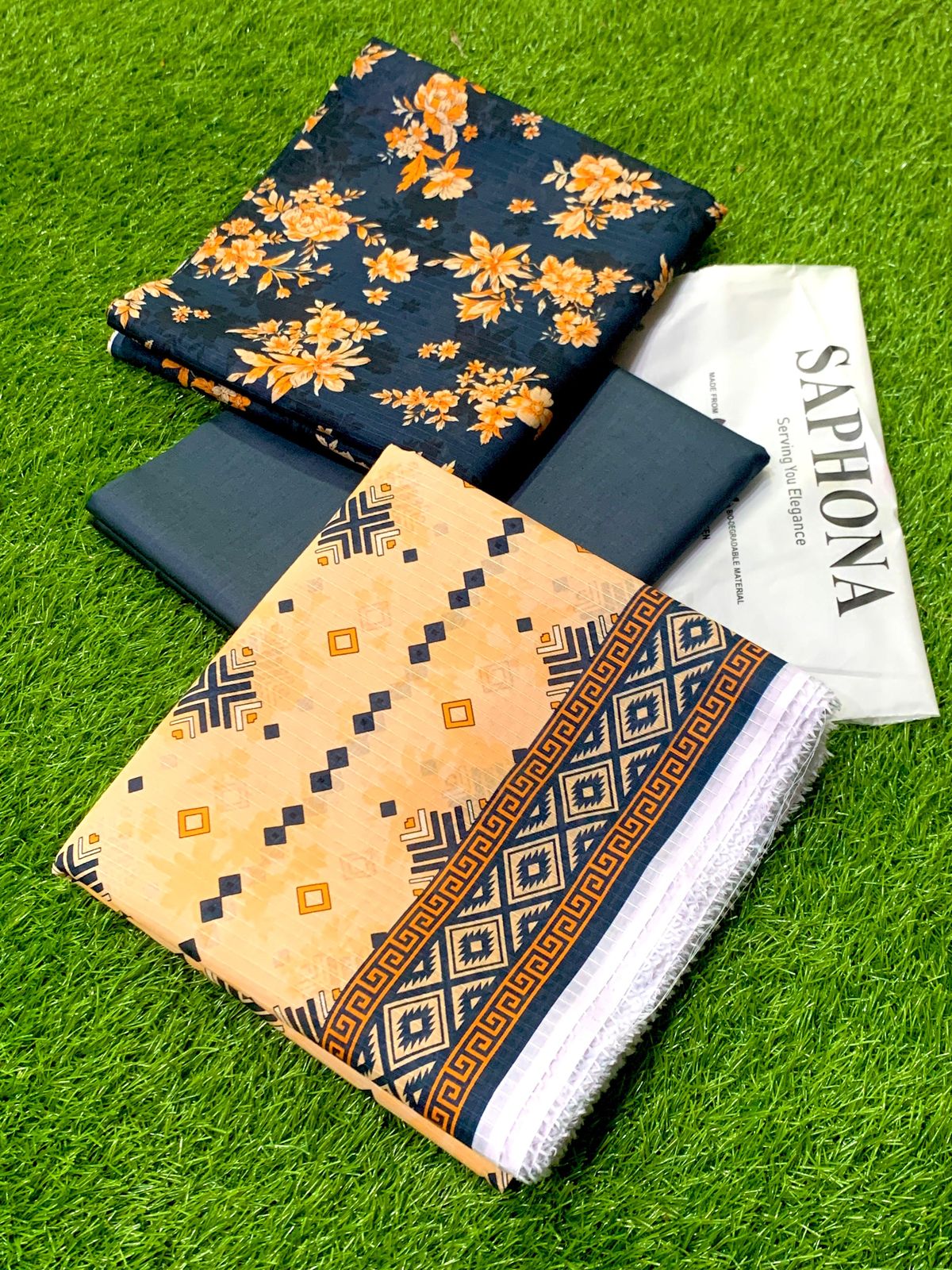 SAPHONA DORIYA LAWN 4 PIECE ❤